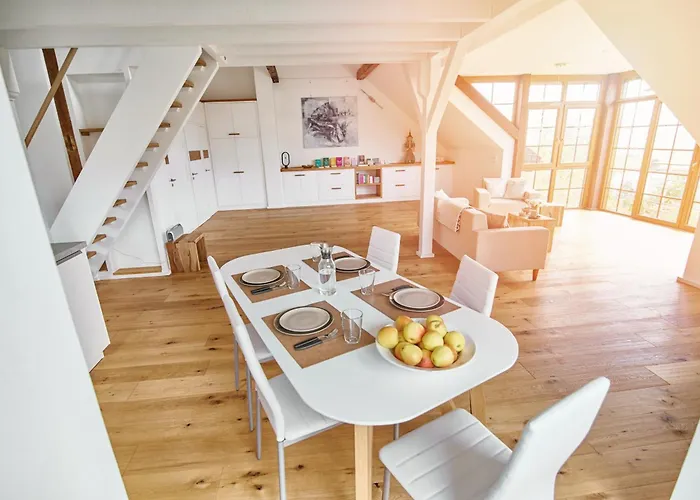 Lichtdurchflutetes Traum-loft Mit Panoramablick