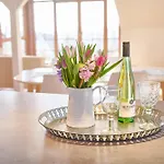 公寓 Lichtdurchflutetes Traum-loft Mit Panoramablick Elsenfeld