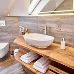 Lichtdurchflutetes Traum-loft Mit Panoramablick 公寓