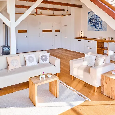 Lichtdurchflutetes Traum-loft Mit Panoramablick * Elsenfeld