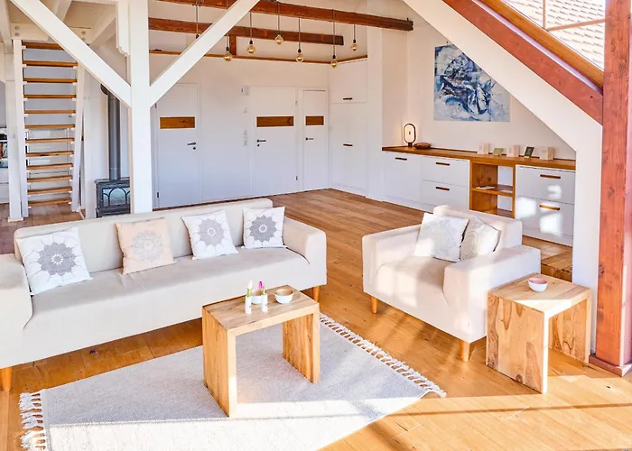 Lichtdurchflutetes Traum-loft Mit Panoramablick * Elsenfeld